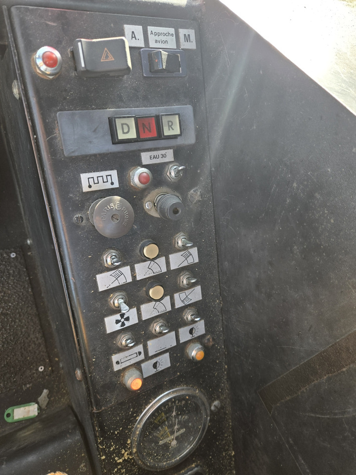 Remolcador de aviones Tracma TD18000: foto 18 Remolcador de aviones Tracma TD18000: foto 18