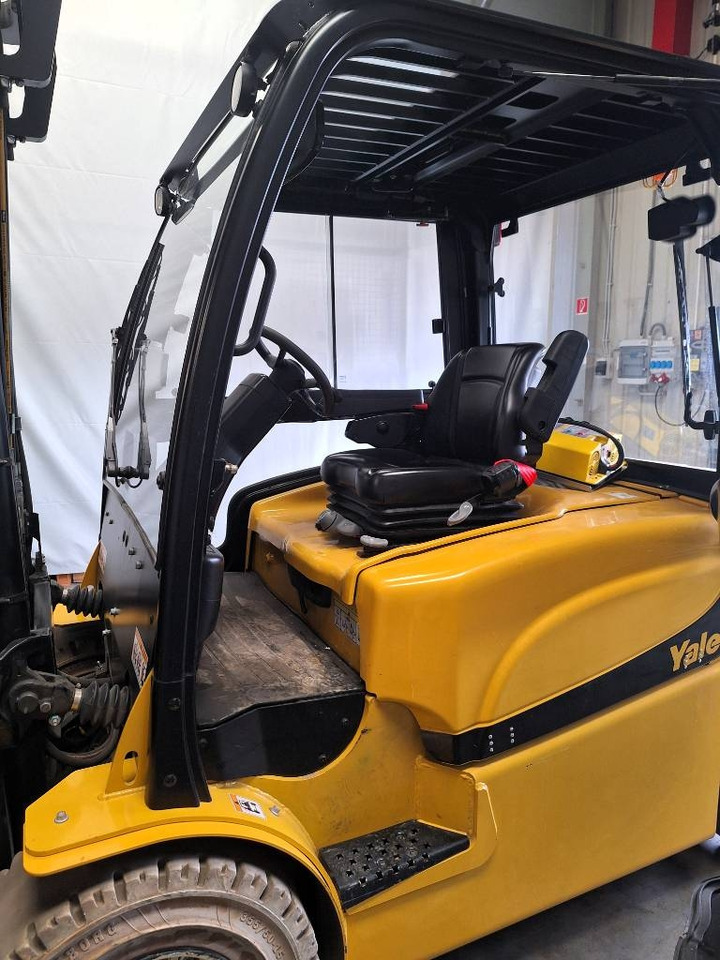 Yale ERP 50 VM - Carretilla elevadora eléctrica: foto 5 Yale ERP 50 VM - Carretilla elevadora eléctrica: foto 5