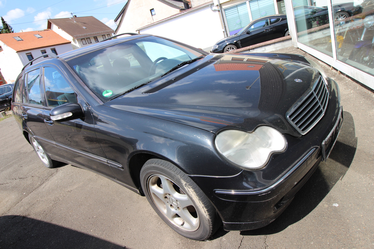 Mercedes-Benz C 220 T CDI Bastlerfahrzeug - Coche familiar: foto 2 Mercedes-Benz C 220 T CDI Bastlerfahrzeug - Coche familiar: foto 2