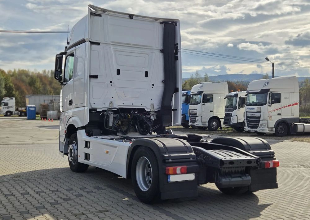 Mercedes-Benz ACTROS 1848 GIGA SPACE - Cabeza tractora: foto 4 Mercedes-Benz ACTROS 1848 GIGA SPACE - Cabeza tractora: foto 4
