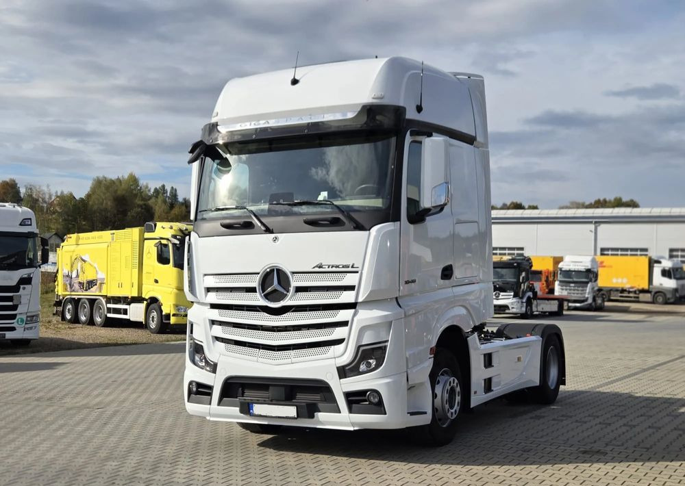 Mercedes-Benz ACTROS 1848 GIGA SPACE - Cabeza tractora: foto 1 Mercedes-Benz ACTROS 1848 GIGA SPACE - Cabeza tractora: foto 1