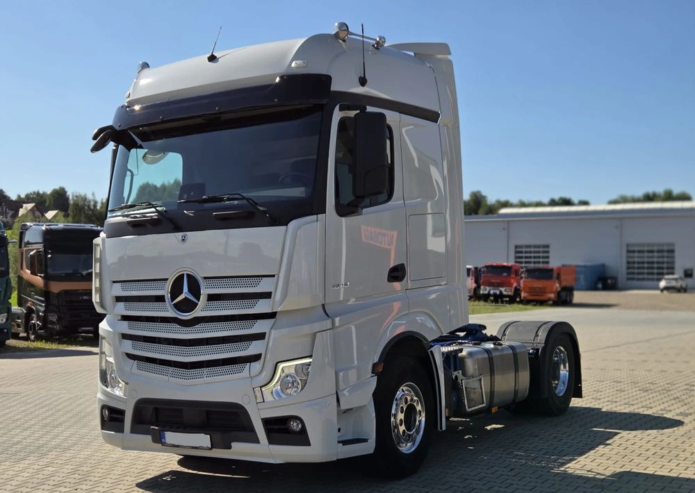 Mercedes-Benz ACTROS 1848 - Cabeza tractora: foto 1 Mercedes-Benz ACTROS 1848 - Cabeza tractora: foto 1