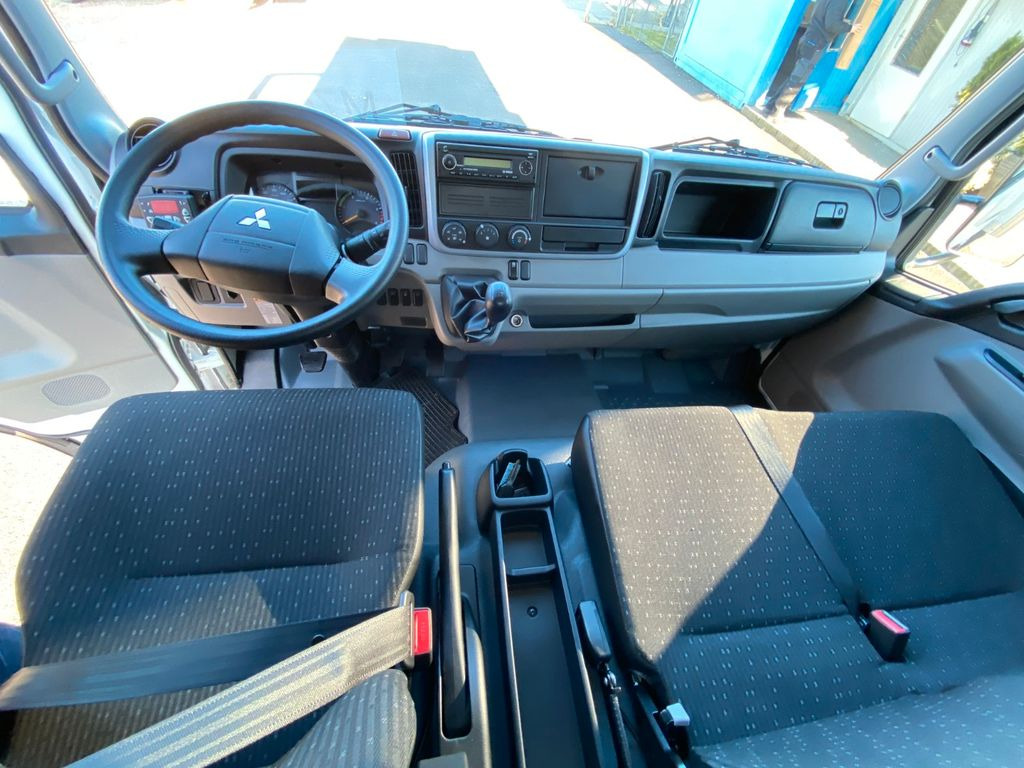 Mitsubishi Canter FUSO 3C15 MT Kühl-Koffer -20C°SOFORT - Camión frigorífico: foto 2 Mitsubishi Canter FUSO 3C15 MT Kühl-Koffer -20C°SOFORT - Camión frigorífico: foto 2