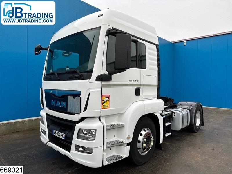 MAN TGS 18 440 EURO 6, Retarder, ADR, PTO - Cabeza tractora: foto 1 MAN TGS 18 440 EURO 6, Retarder, ADR, PTO - Cabeza tractora: foto 1