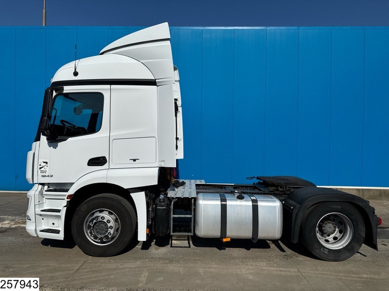 Cabeza tractora Mercedes-Benz Actros 1843 EURO 6: foto 11