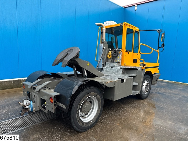 Terberg YT 182 Terminal tractor, 22.079 Operating hours - Cabeza tractora: foto 2 Terberg YT 182 Terminal tractor, 22.079 Operating hours - Cabeza tractora: foto 2