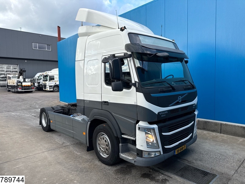 Volvo FM 420 EURO 6 - Cabeza tractora: foto 3 Volvo FM 420 EURO 6 - Cabeza tractora: foto 3