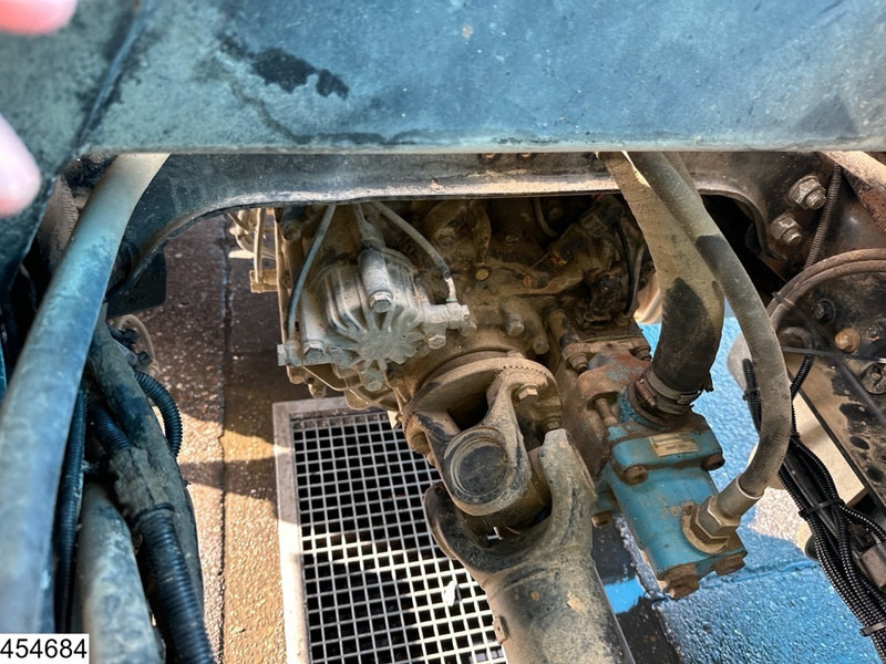 MAN TGA 26 390 6x4, Manual, Steel suspension - Camión volquete: foto 5 MAN TGA 26 390 6x4, Manual, Steel suspension - Camión volquete: foto 5