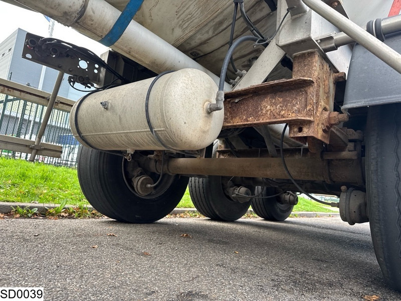 Semirremolque cisterna Magyar Chemie 32000 Liter: foto 10