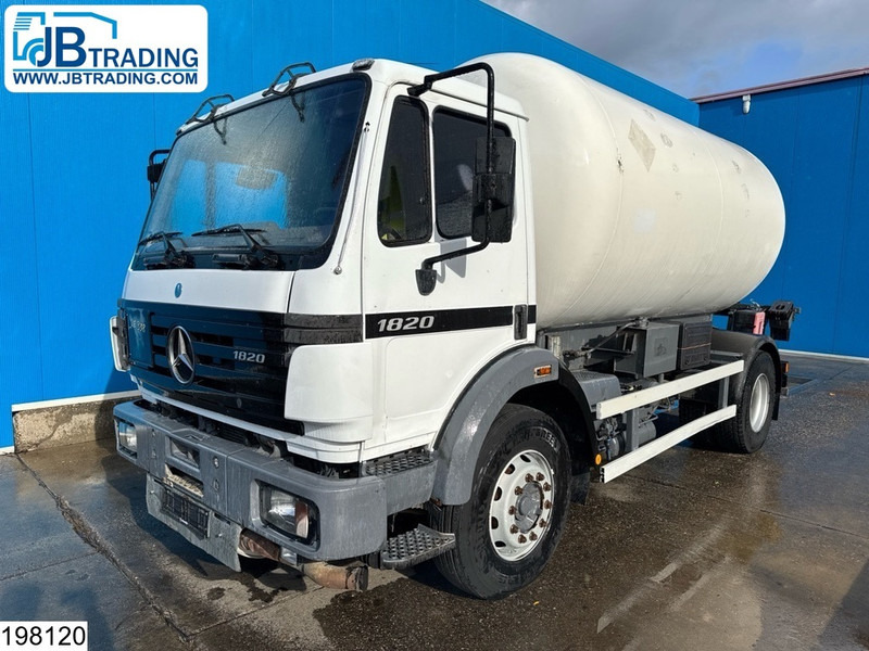 Mercedes-Benz 1820 15375 Liter, LPG GPL, Gastank, Steel suspension - Camión cisterna: foto 1 Mercedes-Benz 1820 15375 Liter, LPG GPL, Gastank, Steel suspension - Camión cisterna: foto 1