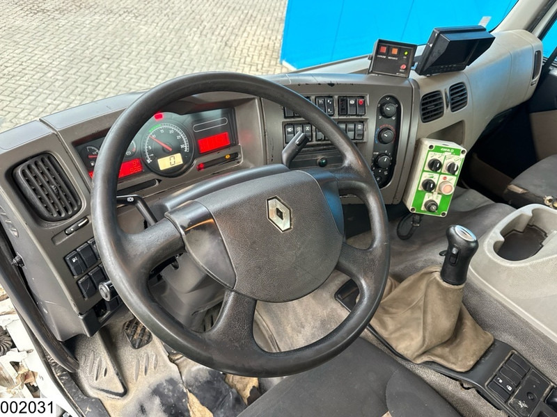 Renault Kerax 410 Dxi 8x4, EURO 4, 9m3, Steel suspension, Remote - Camión hormigonera: foto 5 Renault Kerax 410 Dxi 8x4, EURO 4, 9m3, Steel suspension, Remote - Camión hormigonera: foto 5