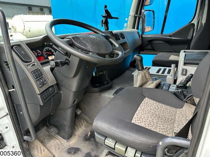Renault Premium 310 Dxi EURO 5, Retarder, Fuel, 13.000 Liter, 4 Comp - Camión cisterna: foto 5 Renault Premium 310 Dxi EURO 5, Retarder, Fuel, 13.000 Liter, 4 Comp - Camión cisterna: foto 5
