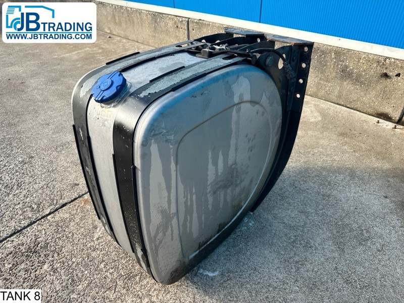 Universeel AdBlue Tank - Depósito de combustible: foto 1 Universeel AdBlue Tank - Depósito de combustible: foto 1