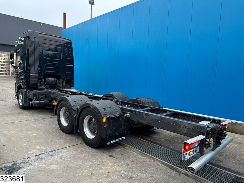 Volvo FH16 750 6X4, EURO 6, Retarder, PTO - Camión chasis: foto 4 Volvo FH16 750 6X4, EURO 6, Retarder, PTO - Camión chasis: foto 4