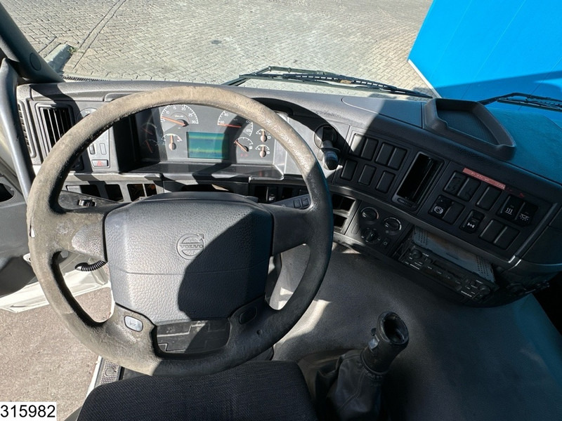 Camión caja abierta Volvo FM 280 EURO 3, Manual transmission: foto 10