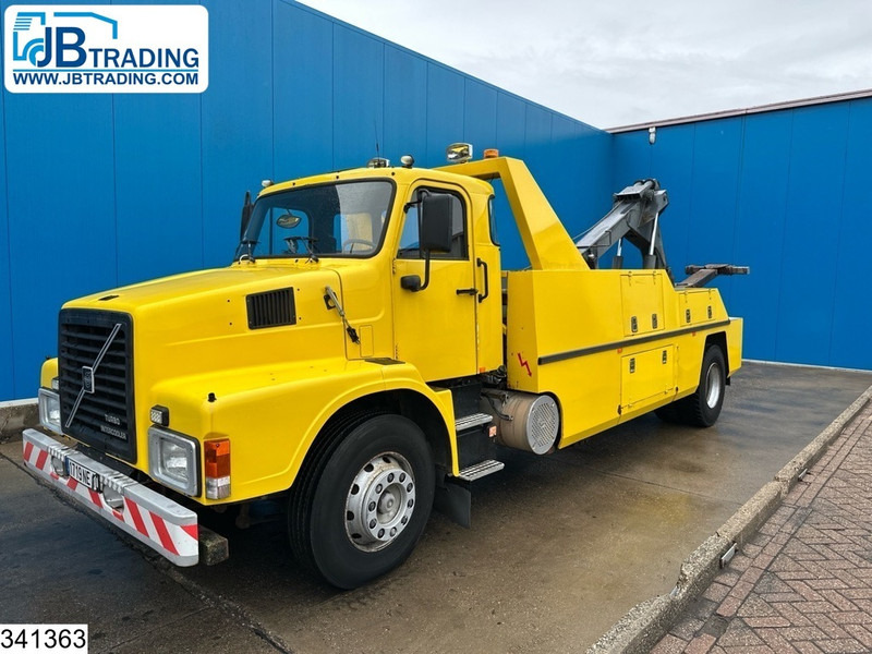 Volvo N 10 Wrecker, Steel suspension - Camión grúa: foto 1 Volvo N 10 Wrecker, Steel suspension - Camión grúa: foto 1