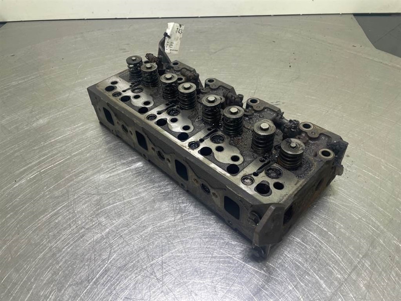 Ahlmann AS900-Cummins B3.3T-Cylinder head/Zylinderköpf - Motor para Maquinaria de construcción: foto 4 Ahlmann AS900-Cummins B3.3T-Cylinder head/Zylinderköpf - Motor para Maquinaria de construcción: foto 4