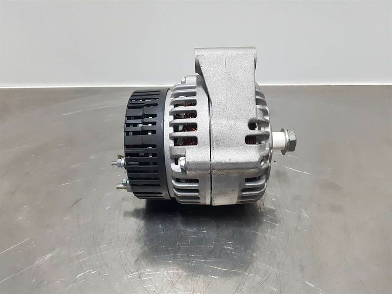 Ahlmann AZ150-28V 55A-Alternator/Lichtmaschine/Dynamo - Motor para Maquinaria de construcción: foto 3 Ahlmann AZ150-28V 55A-Alternator/Lichtmaschine/Dynamo - Motor para Maquinaria de construcción: foto 3