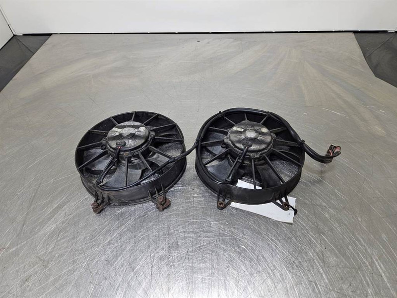 Ahlmann AZ210E-Spal VA15-BP70 24V-Fan/Lüfter/Ventilator - Sistema eléctrico para Maquinaria de construcción: foto 2 Ahlmann AZ210E-Spal VA15-BP70 24V-Fan/Lüfter/Ventilator - Sistema eléctrico para Maquinaria de construcción: foto 2