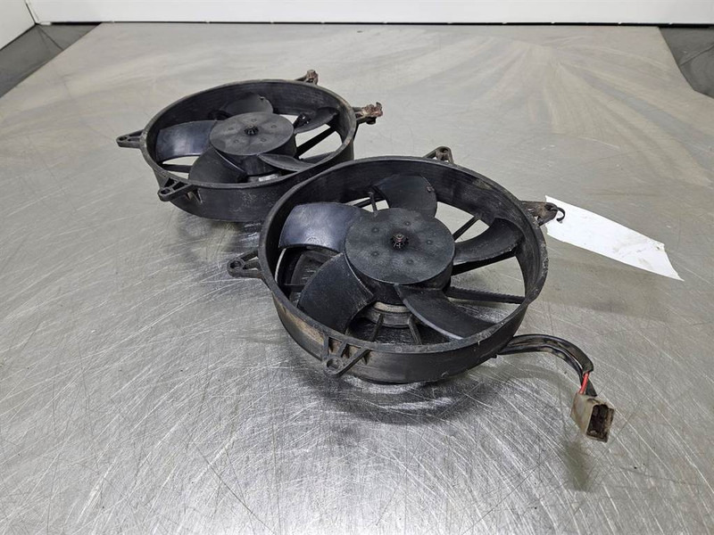 Ahlmann AZ210E-Spal VA15-BP70 24V-Fan/Lüfter/Ventilator - Sistema eléctrico para Maquinaria de construcción: foto 4 Ahlmann AZ210E-Spal VA15-BP70 24V-Fan/Lüfter/Ventilator - Sistema eléctrico para Maquinaria de construcción: foto 4
