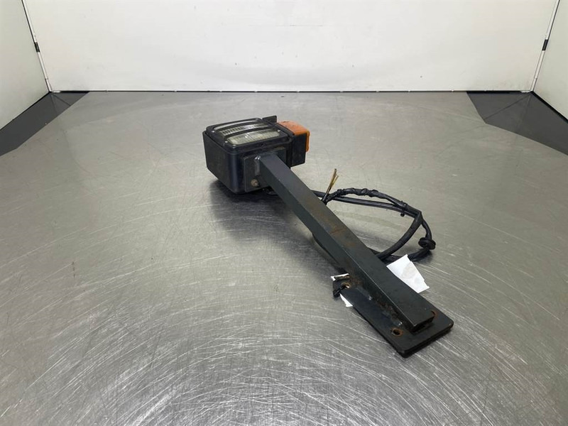 Ahlmann AZ6-4145335O/4193448A-Light/Leuchte/Verlichting - Sistema eléctrico para Maquinaria de construcción: foto 3 Ahlmann AZ6-4145335O/4193448A-Light/Leuchte/Verlichting - Sistema eléctrico para Maquinaria de construcción: foto 3