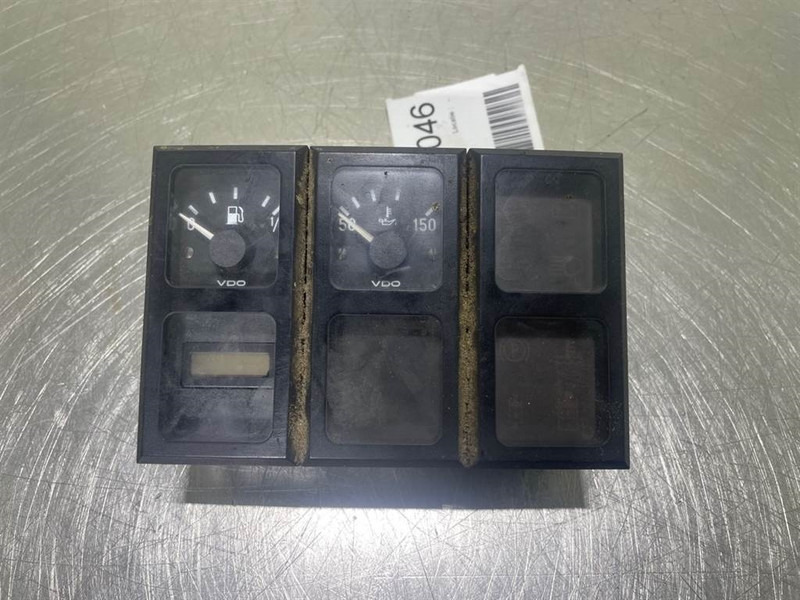 Ahlmann AZ6 - Display unit/Armaturenbrett/Dashboard - Sistema eléctrico para Maquinaria de construcción: foto 1 Ahlmann AZ6 - Display unit/Armaturenbrett/Dashboard - Sistema eléctrico para Maquinaria de construcción: foto 1