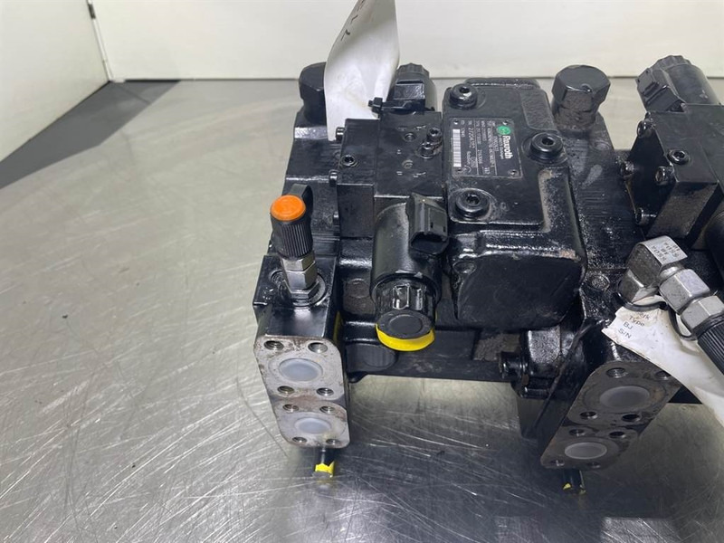 Bomag -Rexroth A10VG28EP4D1/10L-Drive pump/Fahrpumpe - Hidráulica para Maquinaria de construcción: foto 1 Bomag -Rexroth A10VG28EP4D1/10L-Drive pump/Fahrpumpe - Hidráulica para Maquinaria de construcción: foto 1