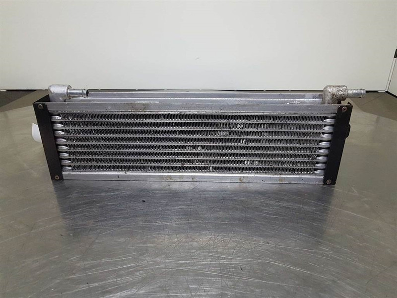 Case 621D-Denso MNY70266601B2C-Airco condenser/koeler - Bastidor/ Chasis para Maquinaria de construcción: foto 3 Case 621D-Denso MNY70266601B2C-Airco condenser/koeler - Bastidor/ Chasis para Maquinaria de construcción: foto 3