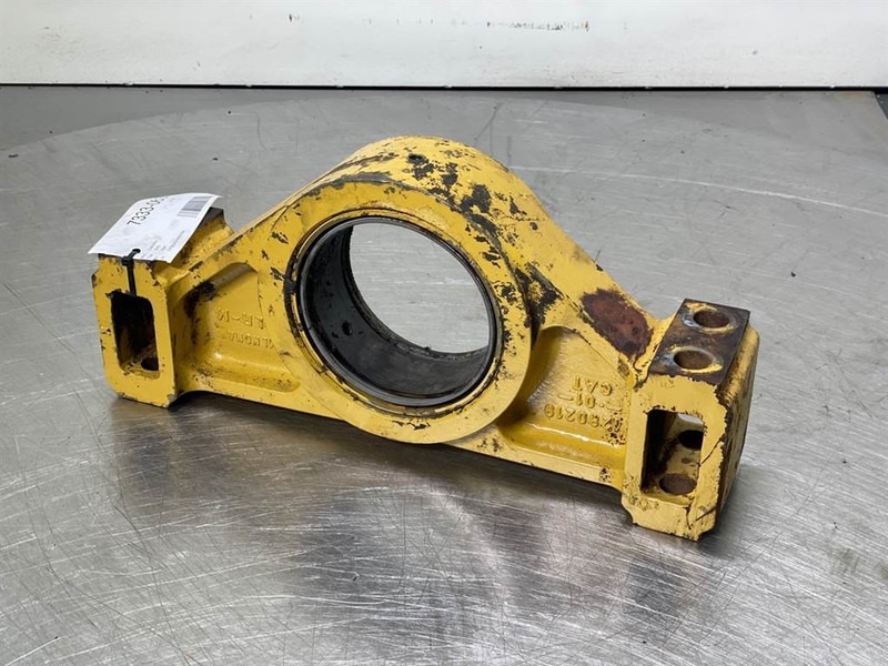 Cat 924G-128-0219-Axle bearing block/Lagerblock - Eje y piezas para Maquinaria de construcción: foto 1 Cat 924G-128-0219-Axle bearing block/Lagerblock - Eje y piezas para Maquinaria de construcción: foto 1