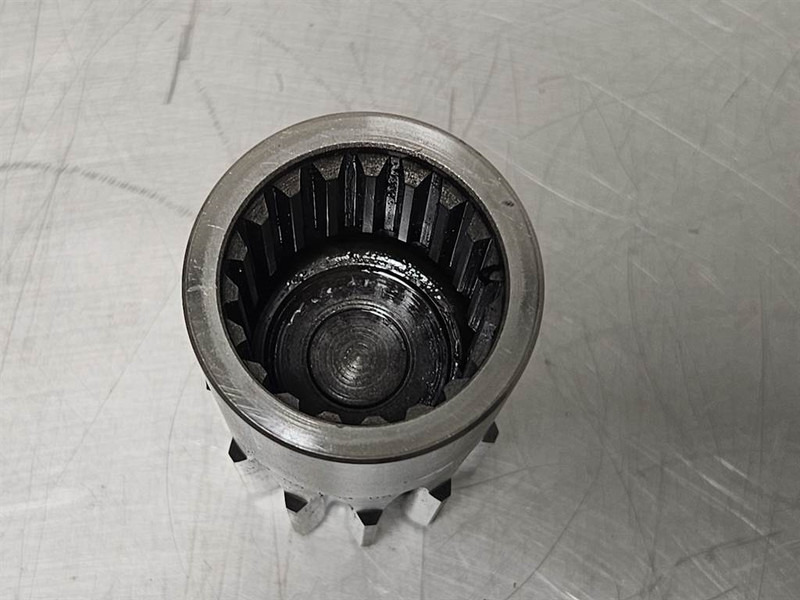 FAI -Clark-Hurth 279/173-739.06.003.02-Sun gear shaft - Eje y piezas para Maquinaria de construcción: foto 4 FAI -Clark-Hurth 279/173-739.06.003.02-Sun gear shaft - Eje y piezas para Maquinaria de construcción: foto 4