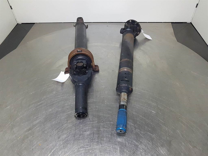 JCB 426E AGRI-914/60133-Propshaft/Gelenkwelle/Cardanas - Eje y piezas para Maquinaria de construcción: foto 2 JCB 426E AGRI-914/60133-Propshaft/Gelenkwelle/Cardanas - Eje y piezas para Maquinaria de construcción: foto 2