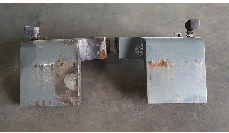 Komatsu WA 270 - 3 - Fender/Kotflügel/Spatbord - Guardabarros para Maquinaria de construcción: foto 5 Komatsu WA 270 - 3 - Fender/Kotflügel/Spatbord - Guardabarros para Maquinaria de construcción: foto 5