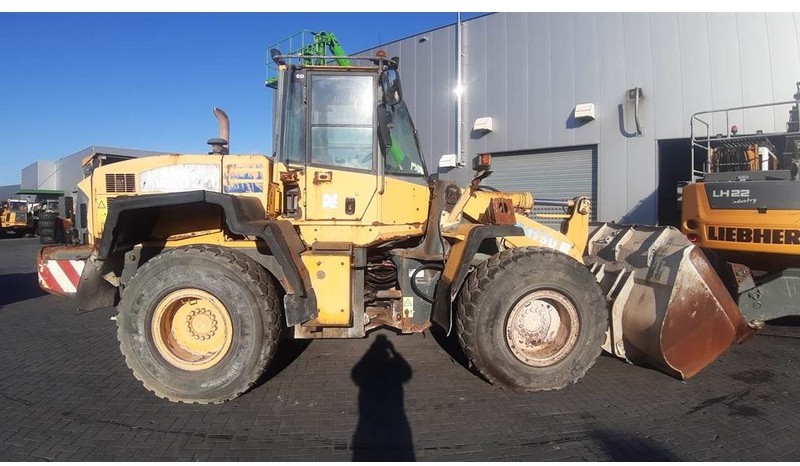 Komatsu WA 320 - 5H (For parts) - Cargadora de ruedas: foto 1 Komatsu WA 320 - 5H (For parts) - Cargadora de ruedas: foto 1