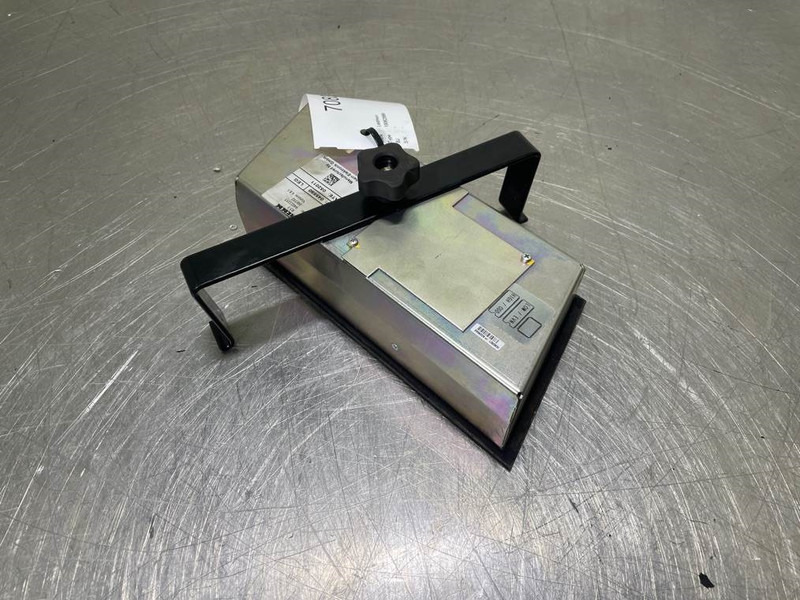 Liebherr A934C-94023357-BBT02-R5.1-Display unit/Dashboard - Sistema eléctrico para Maquinaria de construcción: foto 4 Liebherr A934C-94023357-BBT02-R5.1-Display unit/Dashboard - Sistema eléctrico para Maquinaria de construcción: foto 4