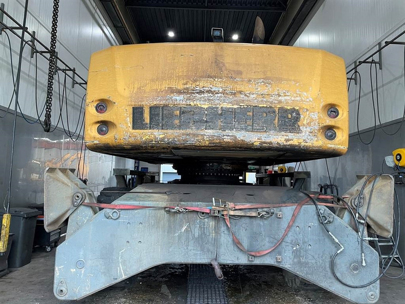 Liebherr LH 80 - (For parts) - Manipulador de materiales: foto 5 Liebherr LH 80 - (For parts) - Manipulador de materiales: foto 5