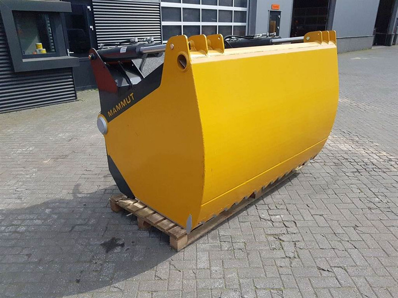 MAMMUT SC220XL - Silage cutter/Silageschneider/Kuilhapper - Equipo para silos: foto 1 MAMMUT SC220XL - Silage cutter/Silageschneider/Kuilhapper - Equipo para silos: foto 1