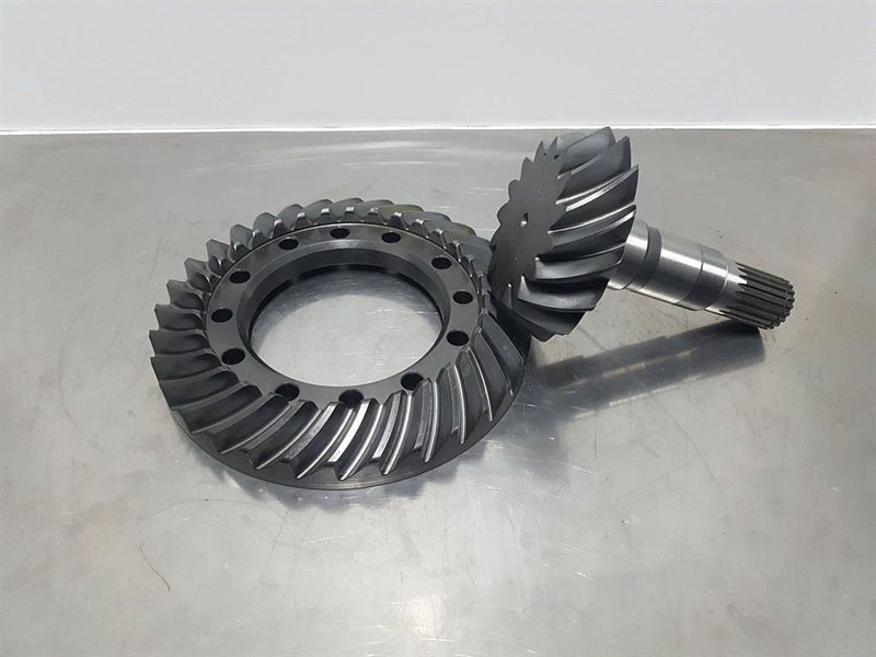 MC Cormick -Carraro CA64234-Bevel gear set/Kegelra - Eje y piezas para Maquinaria de construcción: foto 1 MC Cormick -Carraro CA64234-Bevel gear set/Kegelra - Eje y piezas para Maquinaria de construcción: foto 1