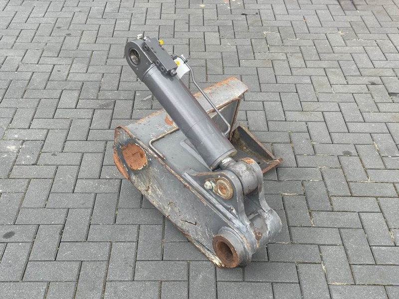 Mecalac 12MTX-5460430/2400029/5671156-Outrigger/Pratzen - Bastidor/ Chasis para Maquinaria de construcción: foto 3 Mecalac 12MTX-5460430/2400029/5671156-Outrigger/Pratzen - Bastidor/ Chasis para Maquinaria de construcción: foto 3