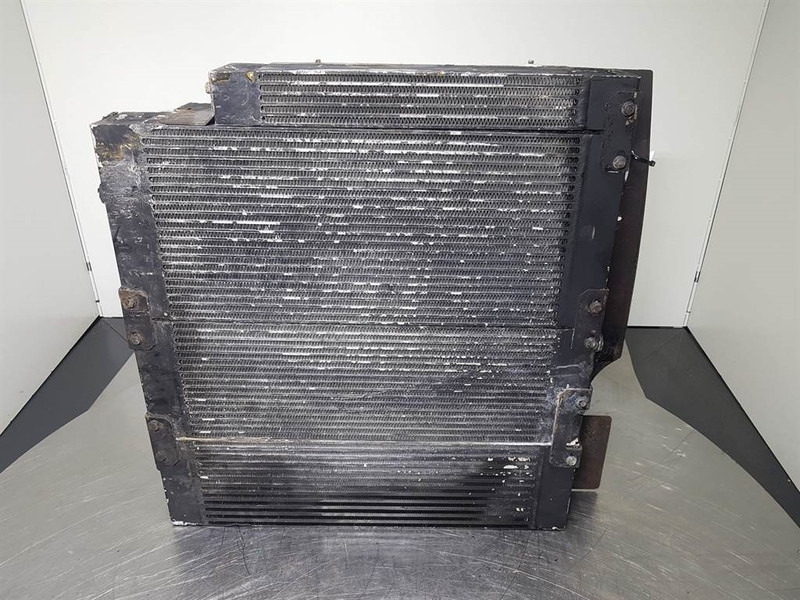 Mecalac 714MW - Cooler/Kühler/Koeler - Motor y piezas para Maquinaria de construcción: foto 3 Mecalac 714MW - Cooler/Kühler/Koeler - Motor y piezas para Maquinaria de construcción: foto 3