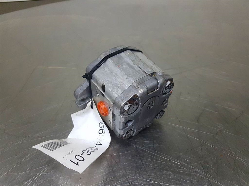 Sauer Sundstrand SNP2/4DSC06REPG/5D - Gearpump/Zah - Hidráulica para Maquinaria de construcción: foto 3 Sauer Sundstrand SNP2/4DSC06REPG/5D - Gearpump/Zah - Hidráulica para Maquinaria de construcción: foto 3
