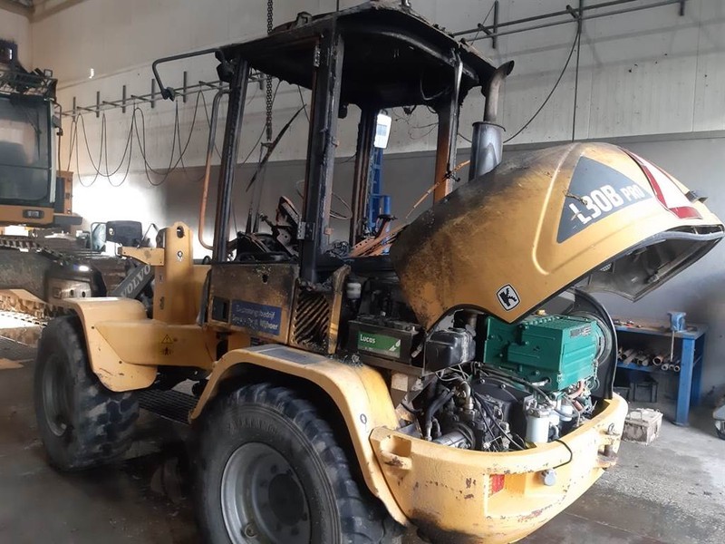 Volvo L 30 B-Z / SX (For parts) - Cargadora de ruedas: foto 3 Volvo L 30 B-Z / SX (For parts) - Cargadora de ruedas: foto 3
