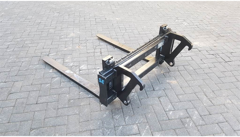 Volvo L30/L35-2,5T-Forks/Palletgabeln/Palletvorken - Horquillas para Maquinaria de construcción: foto 3 Volvo L30/L35-2,5T-Forks/Palletgabeln/Palletvorken - Horquillas para Maquinaria de construcción: foto 3