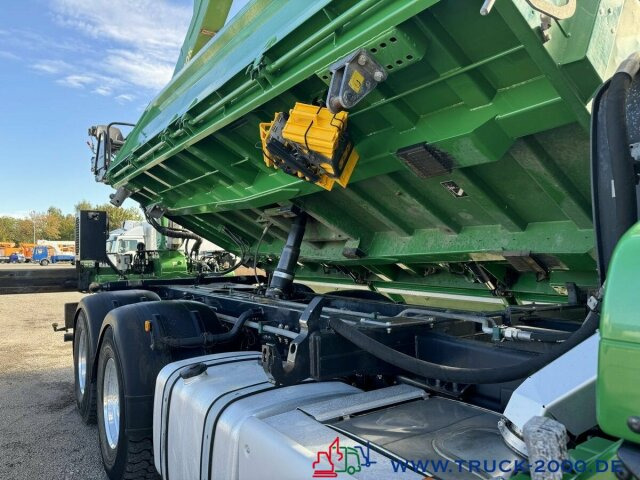 MAN TGS 26.500 6x4 Meiller + Kran + Bordmatik 137TKM - Camión volquete, Camión grúa: foto 2 MAN TGS 26.500 6x4 Meiller + Kran + Bordmatik 137TKM - Camión volquete, Camión grúa: foto 2