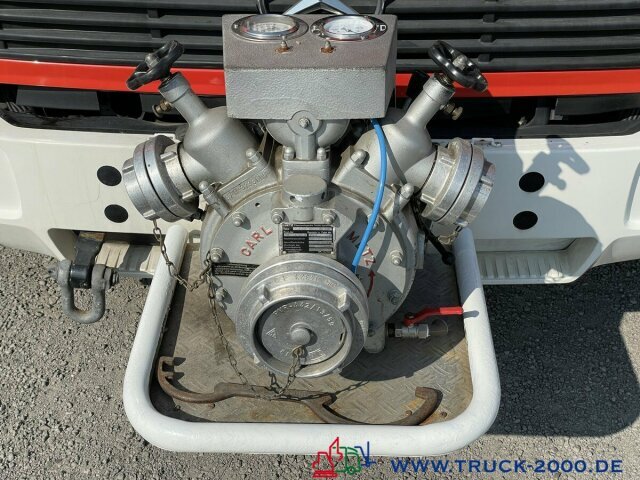 Mercedes-Benz 814 D Metz Feuerwehr inkl Löschpumpe 9 Sitzer - Furgoneta caja cerrada, Furgoneta combi: foto 3 Mercedes-Benz 814 D Metz Feuerwehr inkl Löschpumpe 9 Sitzer - Furgoneta caja cerrada, Furgoneta combi: foto 3