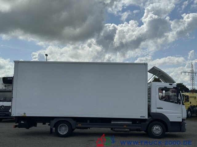 Mercedes-Benz Atego 818 Koffer LBW DHOLLANDIA 1.000kg 3 Sitze - Furgoneta caja cerrada: foto 3 Mercedes-Benz Atego 818 Koffer LBW DHOLLANDIA 1.000kg 3 Sitze - Furgoneta caja cerrada: foto 3