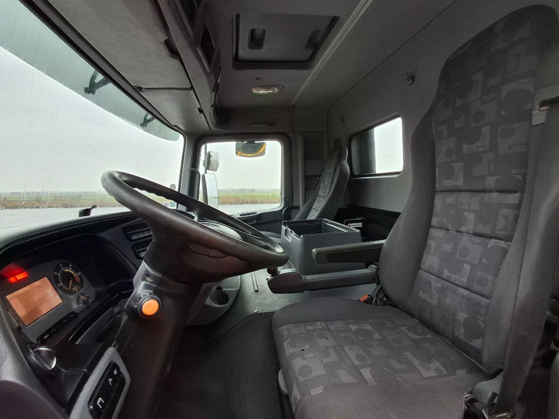 Mercedes-Benz ACTROS 2041 AS 4x4 - Cabeza tractora: foto 4 Mercedes-Benz ACTROS 2041 AS 4x4 - Cabeza tractora: foto 4