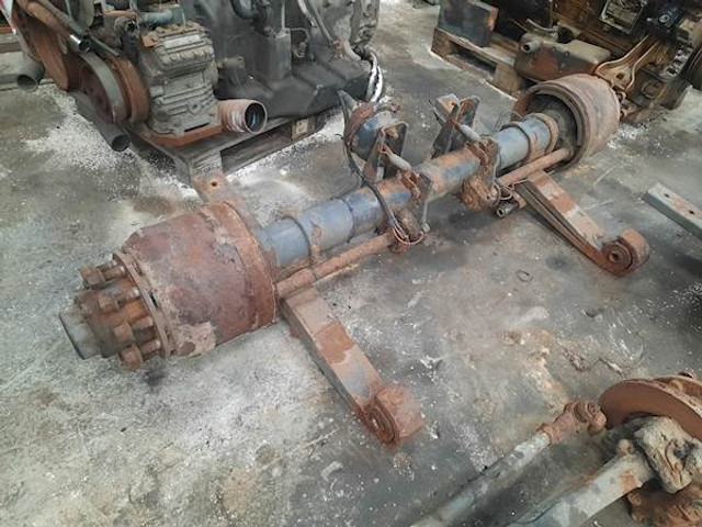 SAF 10 GTS - Eje y piezas para Camión: foto 1 SAF 10 GTS - Eje y piezas para Camión: foto 1