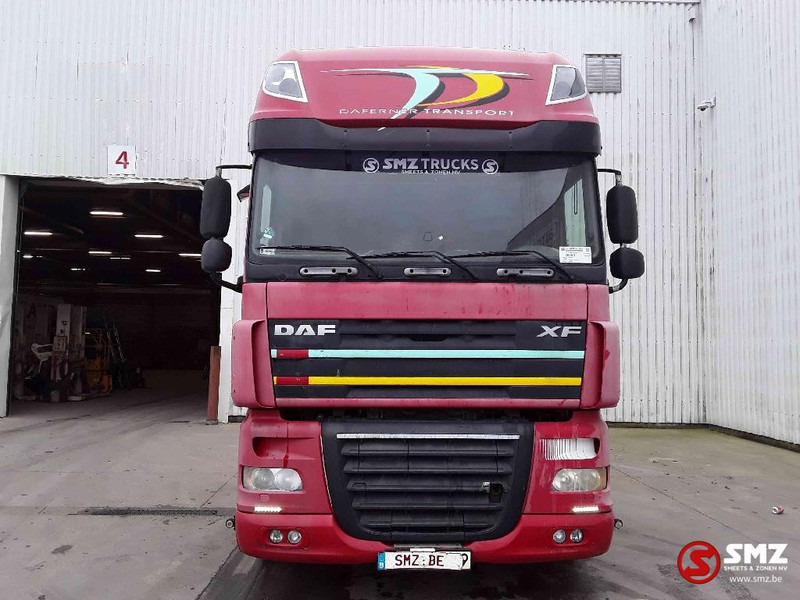 DAF 105 XF 460 Superspacecab manual - Cabeza tractora: foto 2 DAF 105 XF 460 Superspacecab manual - Cabeza tractora: foto 2