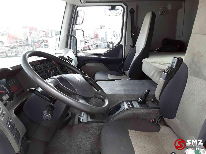 Cabeza tractora Renault Kerax 450 lames intarder hydraulic 443'km: foto 7 Cabeza tractora Renault Kerax 450 lames intarder hydraulic 443'km: foto 7