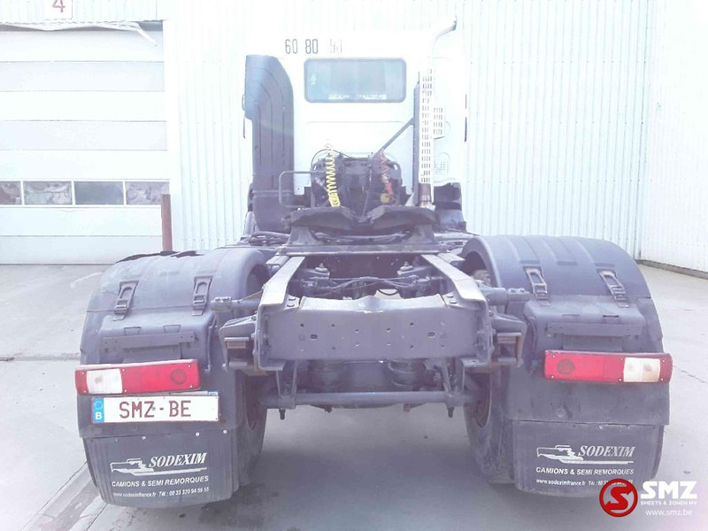 Cabeza tractora Renault Kerax 450 lames intarder hydraulic 443'km: foto 10 Cabeza tractora Renault Kerax 450 lames intarder hydraulic 443'km: foto 10
